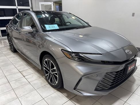 New 2025 Toyota Camry XLE image 5