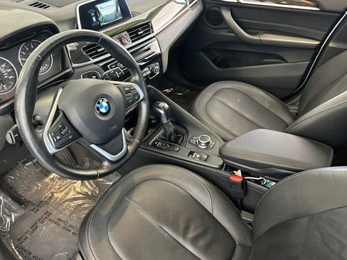 Used 2018 BMW X1 sDrive28i w/ Convenience Package FWD image 11