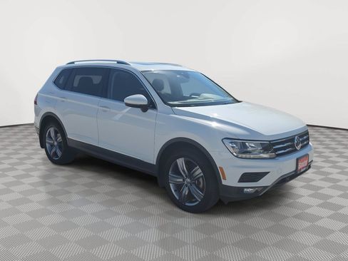 Used 2021 Volkswagen Tiguan SEL w/ 2-Row Tiguan MDO Package AWD/4WD image 4