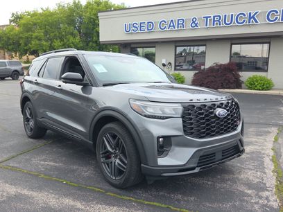 Used 2025 Ford Explorer ST