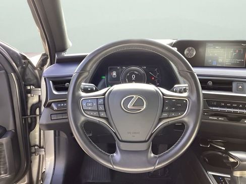 Used 2020 Lexus UX 250h w/ Accessory Package 2 image 18