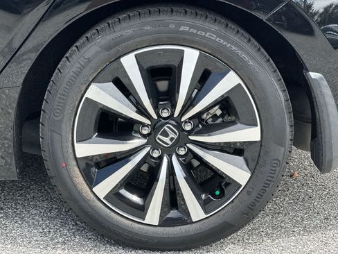 Used 2024 Honda Civic EX-L image 12