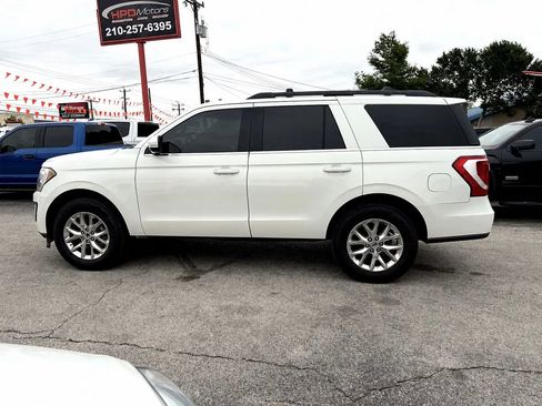 Used 2020 Ford Expedition XLT w/ Equipment Group 202A RWD image 6