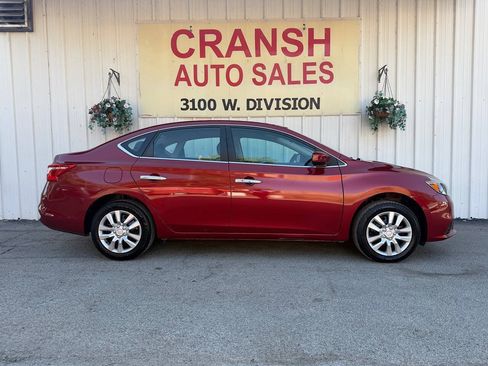 Used 2017 Nissan Sentra SV FWD image 5