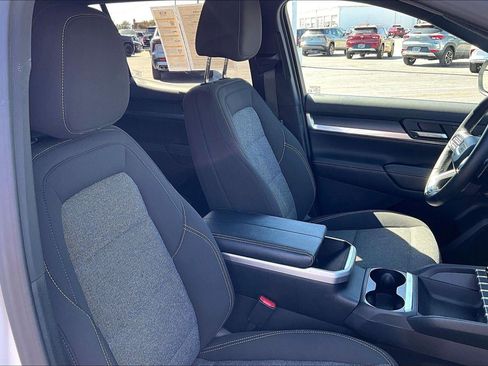 Used 2025 GMC Terrain Elevation AWD/4WD image 24