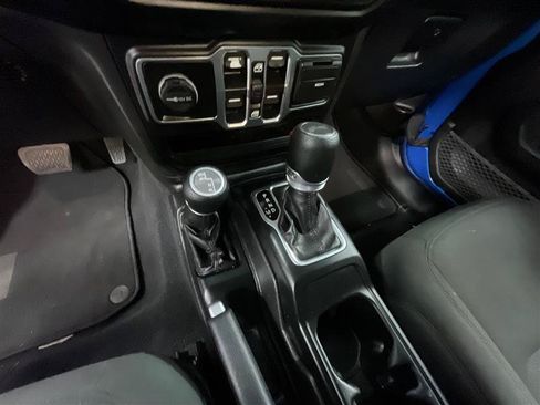 Used 2022 Jeep Wrangler Unlimited Sport AWD/4WD image 14