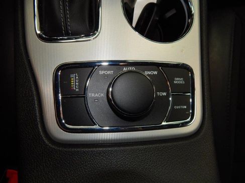 Used 2021 Jeep Grand Cherokee SRT w/ Trailer Tow Group IV image 39