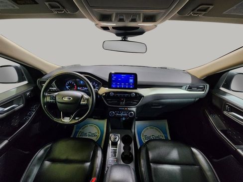 Used 2020 Ford Escape SEL image 10