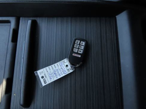 Certified 2023 Honda Odyssey EX-L image 27