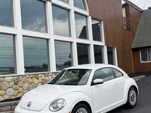Used 2013 Volkswagen Beetle 2.5 FWD image 24