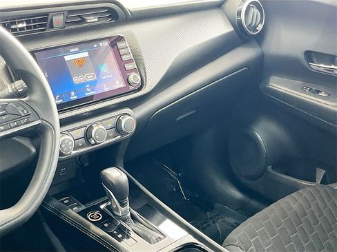 Used 2024 Nissan Kicks SV image 21