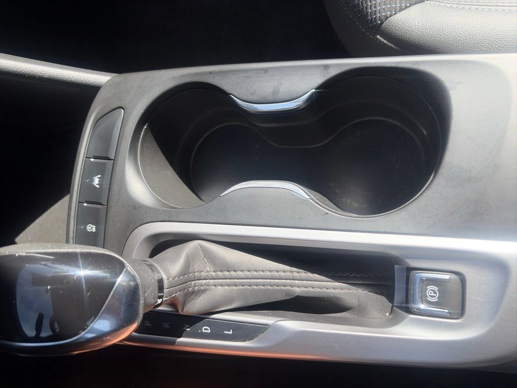 Used 2024 Buick Envista Preferred FWD image 29