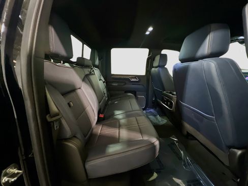 Used 2025 Chevrolet Silverado 2500 High Country w/ High Country Premium Package image 22