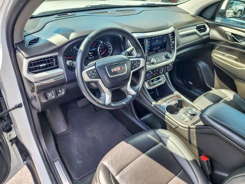 Certified 2023 GMC Acadia SLT image 7