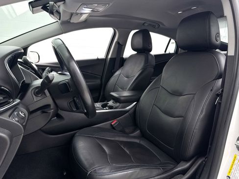 Used 2017 Chevrolet Volt Premier image 21