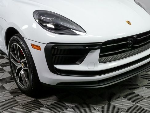 New 2026 Porsche Macan S image 39