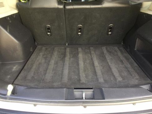 Used 2016 Jeep Compass Latitude image 23