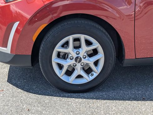 Used 2023 Kia Soul LX w/ Option Group 015 image 10