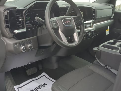 Used 2025 GMC Sierra 1500 Elevation AWD/4WD image 10
