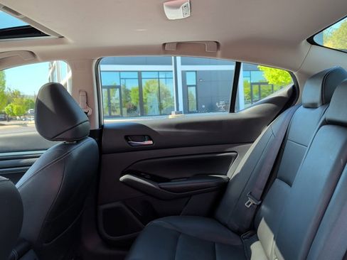 Used 2022 Nissan Altima 2.5 SL image 18