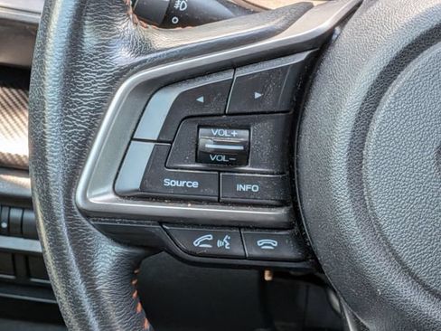Used 2020 Subaru Crosstrek 2.0i Premium AWD/4WD image 19