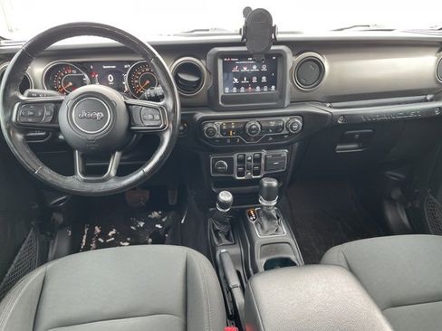 Used 2020 Jeep Wrangler Unlimited Sport S image 3
