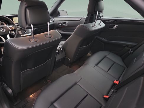 Used 2016 Mercedes-Benz E 250 Sedan image 10
