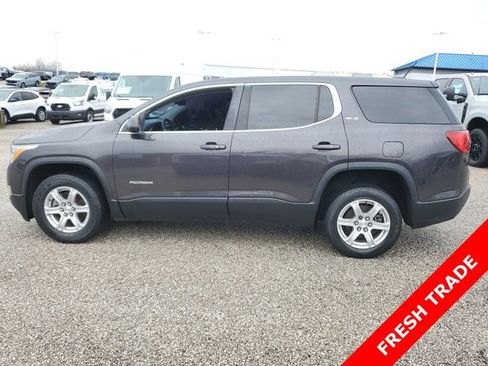 Used 2017 GMC Acadia SLE image 7