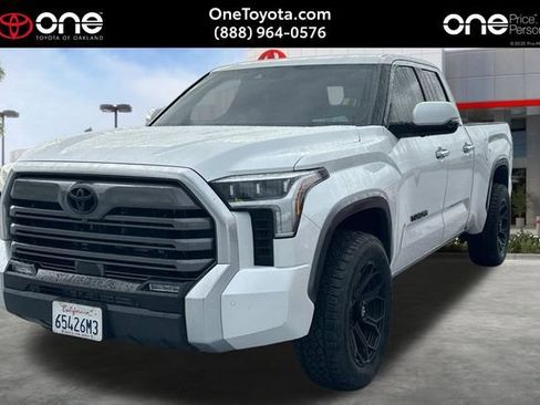 Used 2022 Toyota Tundra Limited image 1