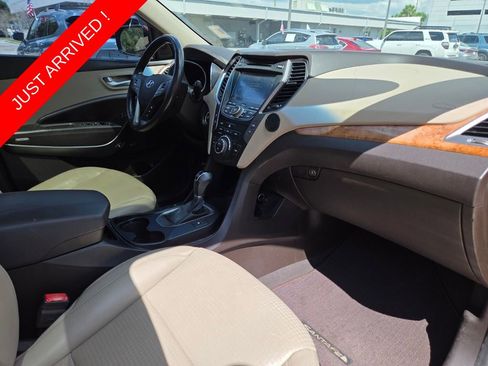 Used 2013 Hyundai Santa Fe Sport 2.0T w/ Technology Pkg FWD image 13