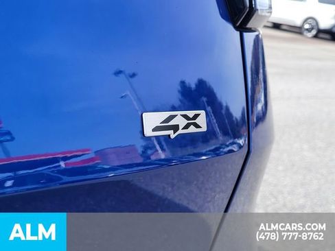 Used 2024 Kia Sportage EX image 11