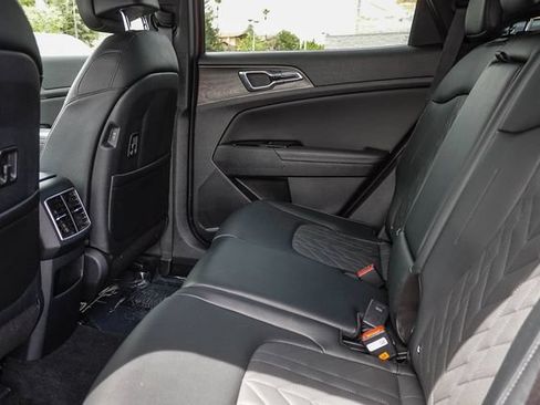 Certified 2025 Kia Sportage X-Pro AWD/4WD image 19