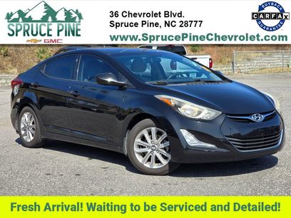 Used 2016 Hyundai Elantra SE w/ Option Group 02