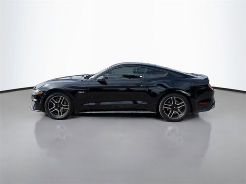 Used 2019 Ford Mustang GT image 4