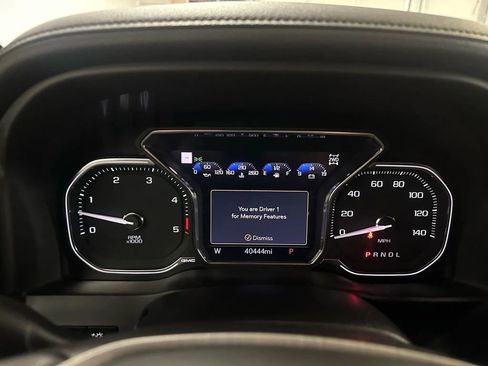 Used 2021 GMC Sierra 3500 Denali w/ Denali Ultimate Package image 12