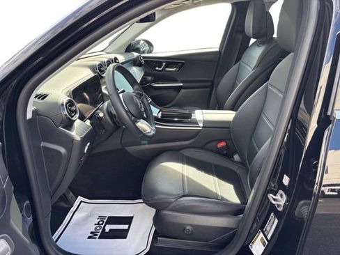 Used 2023 Mercedes-Benz GLC 300 4MATIC image 10