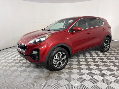 Used 2021 Kia Sportage LX AWD/4WD image 3
