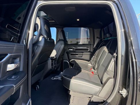 Used 2021 RAM 2500 Laramie AWD/4WD image 5