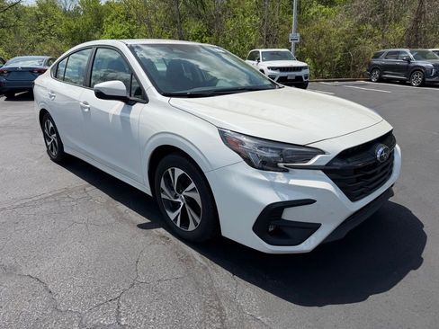 Used 2023 Subaru Legacy Premium AWD/4WD image 4