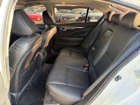 Used 2018 INFINITI Q50 Luxe w/ Essential Package (3.0T Luxe) image 11