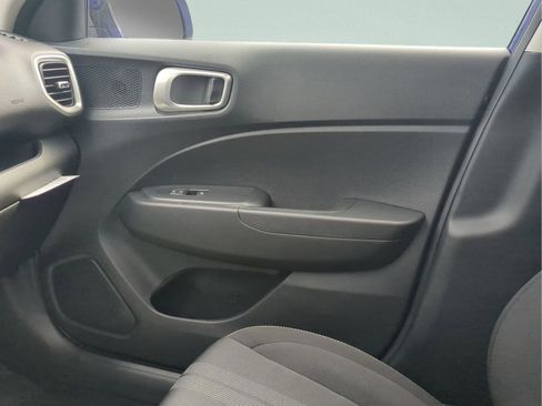 New 2026 Hyundai Venue SEL FWD image 38