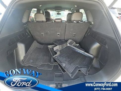 Used 2025 Ford Escape ST-Line Elite w/ Premium Technology Package image 12