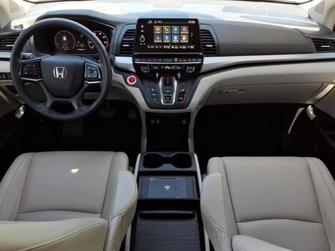 Used 2025 Honda Odyssey EX-L image 17
