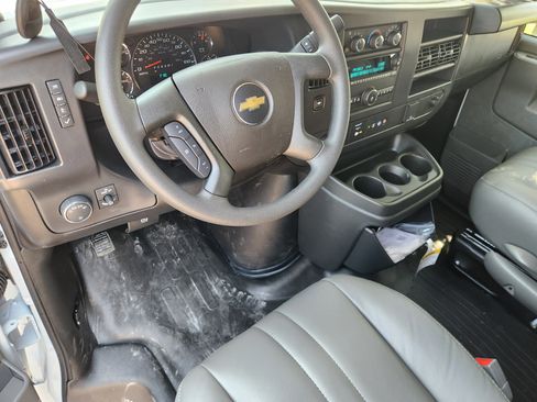 New 2025 Chevrolet Express 2500 w/ Driver Convenience Package image 27