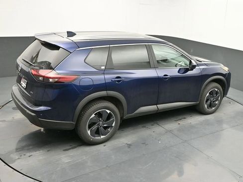 Used 2025 Nissan Rogue SV image 21
