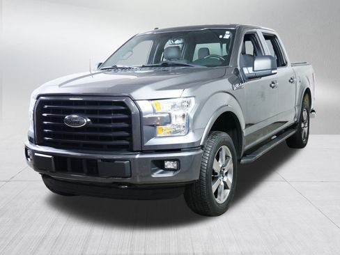Used 2015 Ford F150 XLT w/ Equipment Group 302A Luxury image 3