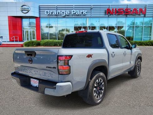 Used 2024 Nissan Frontier PRO-4X w/ Technology Package image 2