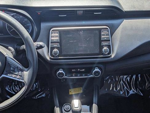 Used 2019 Nissan Kicks SV image 13
