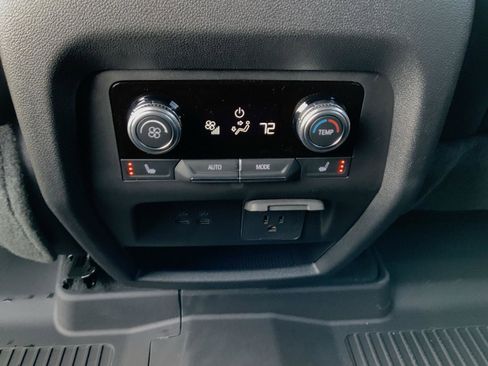 New 2026 GMC Acadia Denali Ultimate w/ LPO, Floor Liner Package image 60