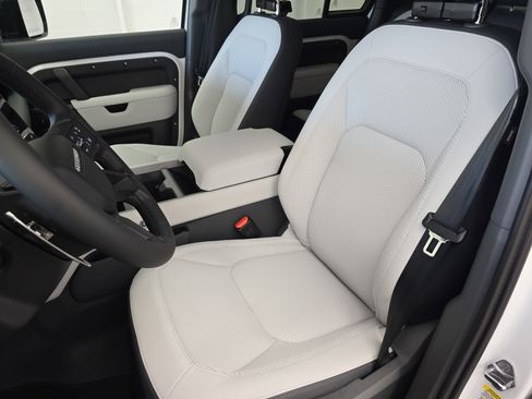 New 2026 Land Rover Defender 110 V8 image 14